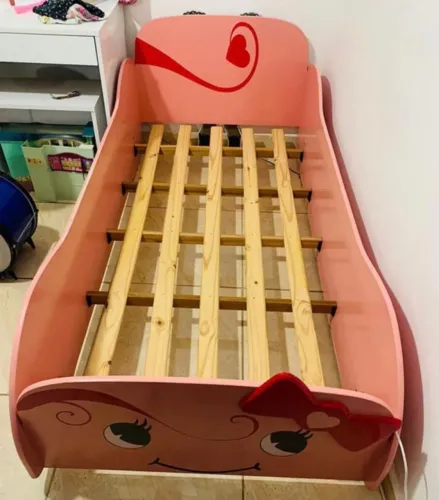 Cama infantil para menina 