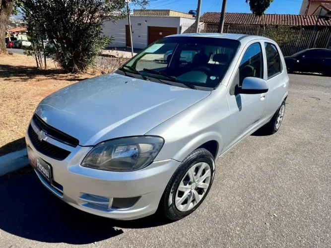 Chevrolet Celta 1.0/ Super 1.0 MPFI VHC 8V 5P 2013
