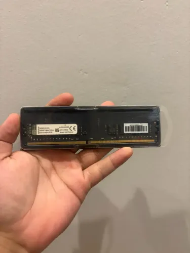 Memoria 8gb ddr4 3200 kingston sem dissipador