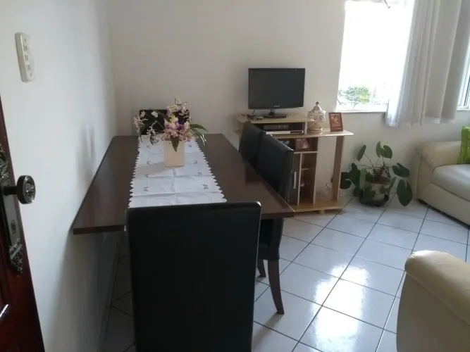 Vendo 2 cadeiras