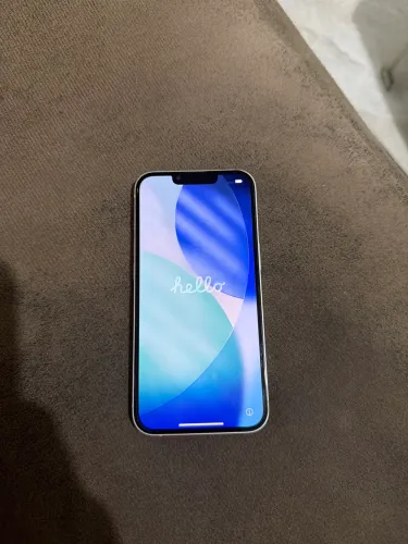 iPhone 13 - 128GB