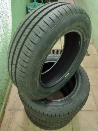 JOGO DE PNEUS 175/65 DUNLOP ENASAVE ARO 14 "NOVO SEM USO"