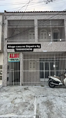 Alugo casa no Siqueira 