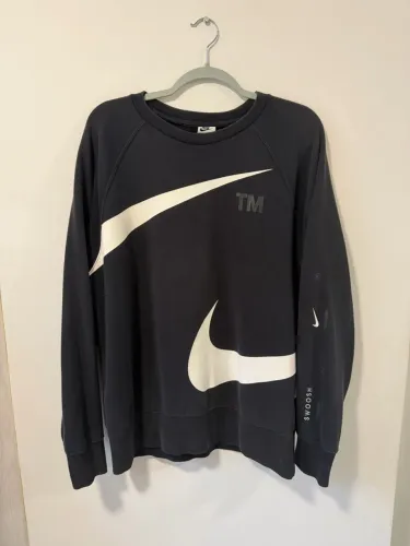 sueter nike tm
