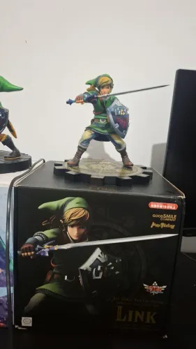 Figura em pvc do link the legend of zelda skyward sword
