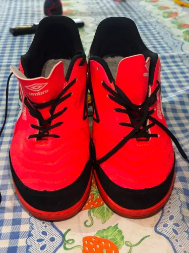 Chuteira umbro pro 5