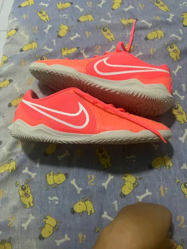 Chuteira de futsal Nike tiempo 10