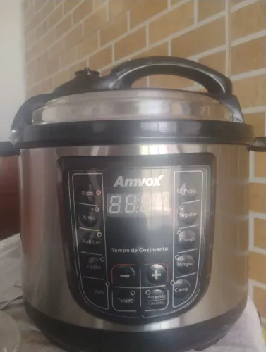Panela elétrica de pressao