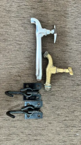 Vende-se 3 peças