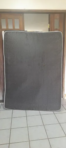 Vendo colchão de molas casal
