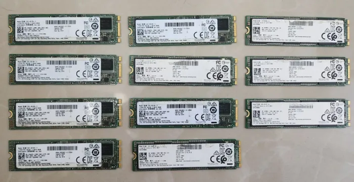 Lote 11 SSDs NVMe M2 128GB