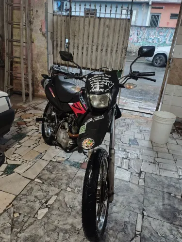 Moto excelente pra trabalho 
