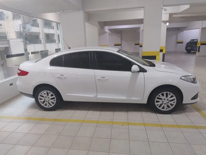 Renault Fluence Sed. Dynamique 2.0 16V Flex Aut. 2018