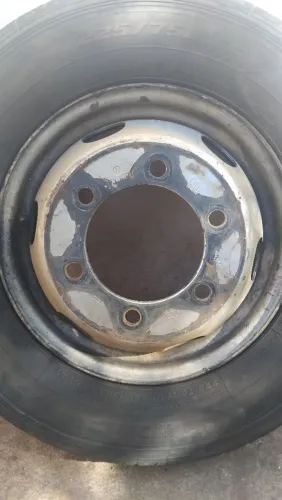 Roda Volks Delivery Aro 17,5 X 6,75 Pneu 235