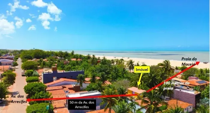 Casa com 5 suítes a 100 m da praia do Maceió. Escritura pública!