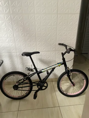 Vendo bicicleta infantil ARO 20