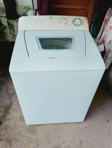 Máquina de lavar Electrolux 