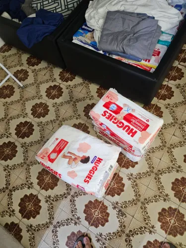 Fraldas Huggies (Tamanho M)