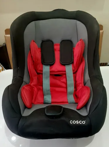 CADEIRA PARA CRIANÇA USAR NO CARRO