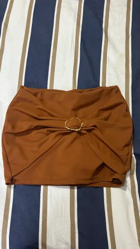 Short saia marrom TAM U