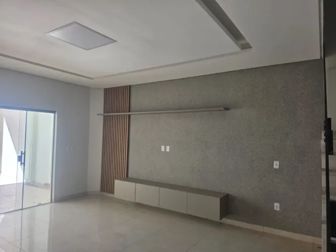 Casa à venda no bairro Quinta Alto Umuarama em Uberlândia
