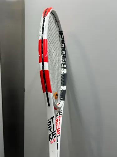 Vendo 1 raquete babolat pure strike L2 e 1 Yonex percept L2 