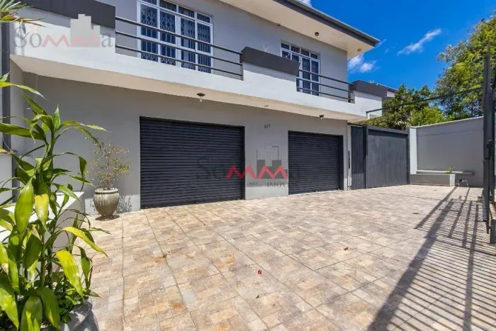 Sobrado com 4 dormitórios para alugar, 400 m² por R$ 6.000,00/mês + taxas - Sítio Cercado