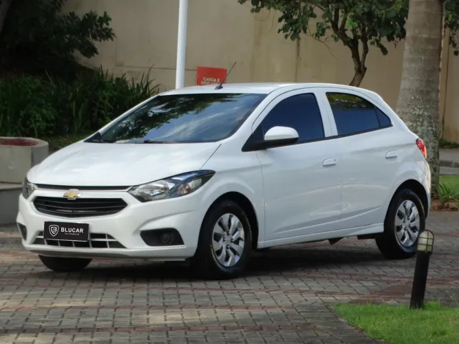 Chevrolet Onix JOY Hatch 1.0 8V Flex Mec. 4P 2020