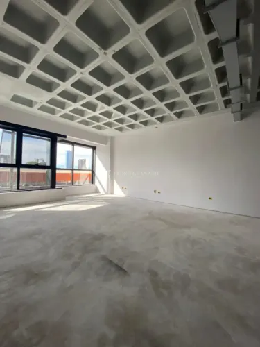 Comercial Sala EdCond em Maringá