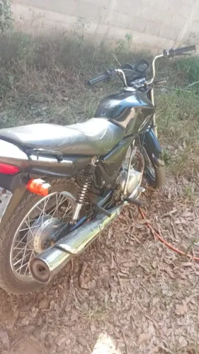 Vende se moto titan 150 ano 2007 