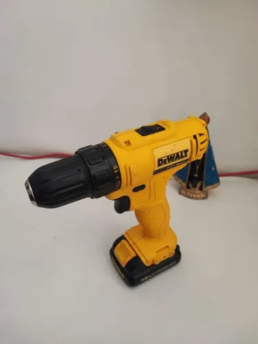 Furadeira Sem Fio Dewalt - Não tem o carregador