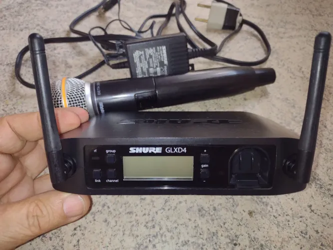 MICROFONE SEM FIO SHURE GLXD4 BETA 58 ORIGINAL (COM FOTOS DO CIRCUITO)