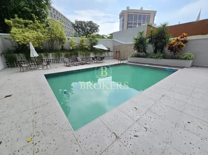 Apartamento à venda, Rua Marquês de Olinda - Botafogo. Varanda, 2 quartos/1 suíte, 1 vaga