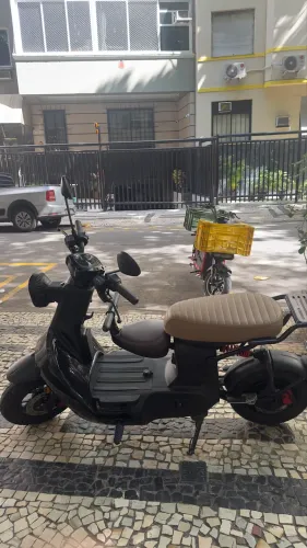 Vendo Bee type 2 3 meses de uso 