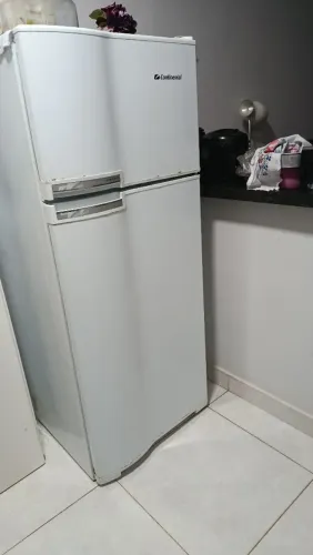 Geladeira Continental Copacabana 337 litros. <br>