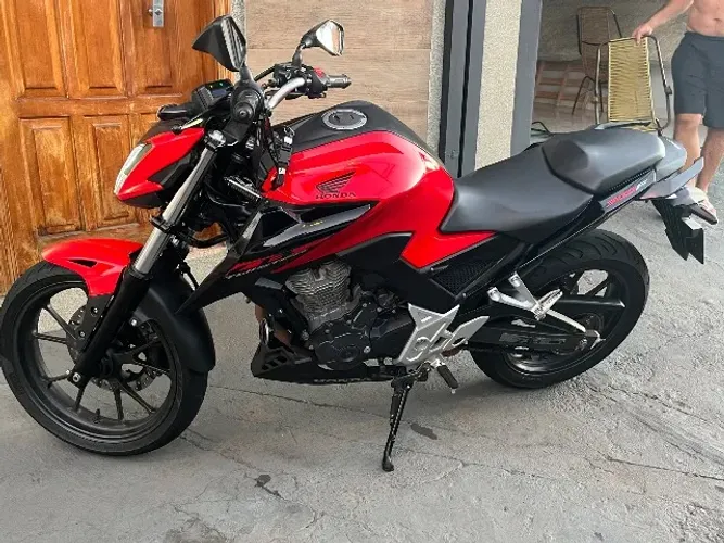 Vendo CB 300 Twister ABS vermelha