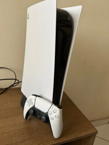 Playstation 5 Midia Digital - 1 controle - jogos inclusos.