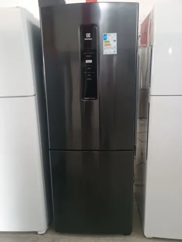 Geladeira dúplex Frost Free Eletrolux inverse Black 490 lts