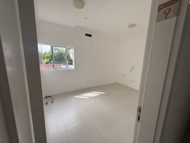 Aluguel salas comerciais em Brotas