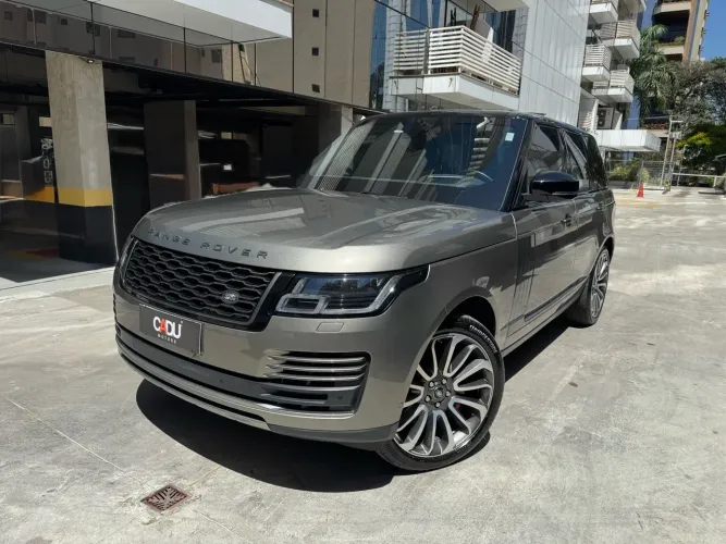 Land Rover Range Rover Vogue 4.4 Auto. SDV8 Diesel. 2020