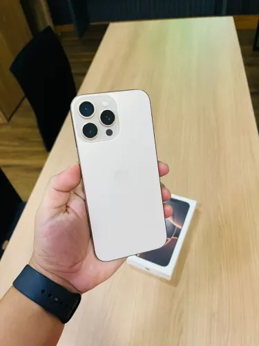 iPhone 16 pro maxx 256gb com garantia de 1 ano - entrego 