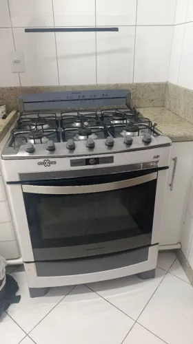 Fogão em boas condições