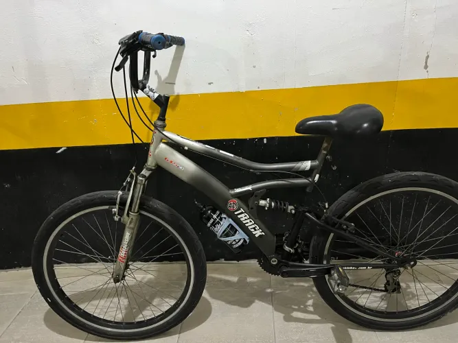 Bicicleta TRACK aro 26