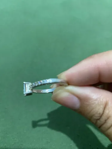 Anel solitário inspiração CARTIER
