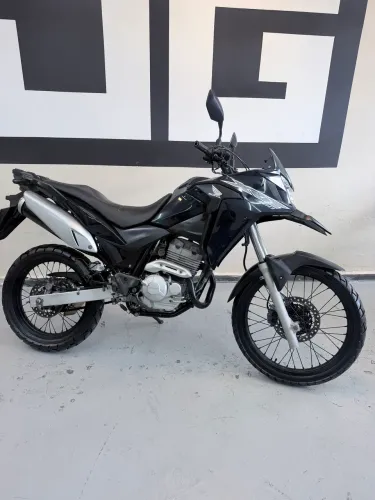 Xre 300 2019
