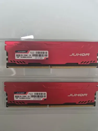 Vendo 2 und Memória RAM desktop 8gb cada 3200mhz