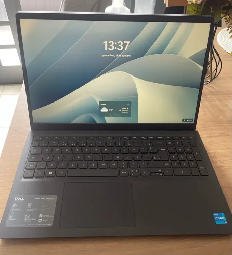 Notebook Dell 15 - Intel i5 13ª Geração - 8GB Ram + 512GB SSD - Tela Led FHD Antirreflexo