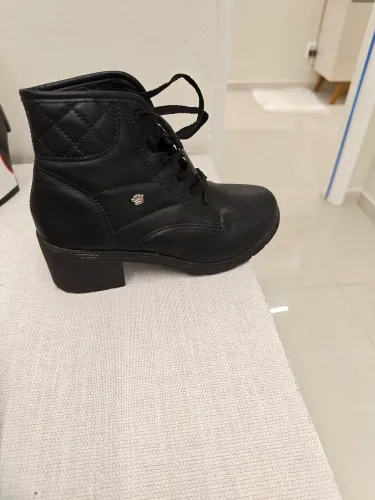 Bota de couro preta feminina infantil