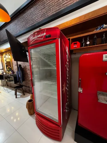 Freezer vertical cervejeira Metalfrio