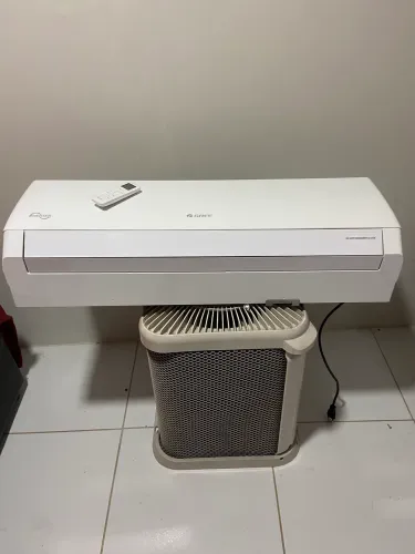 Ar condicionado GREE 18 MIl btus inverter Muito novo!!!